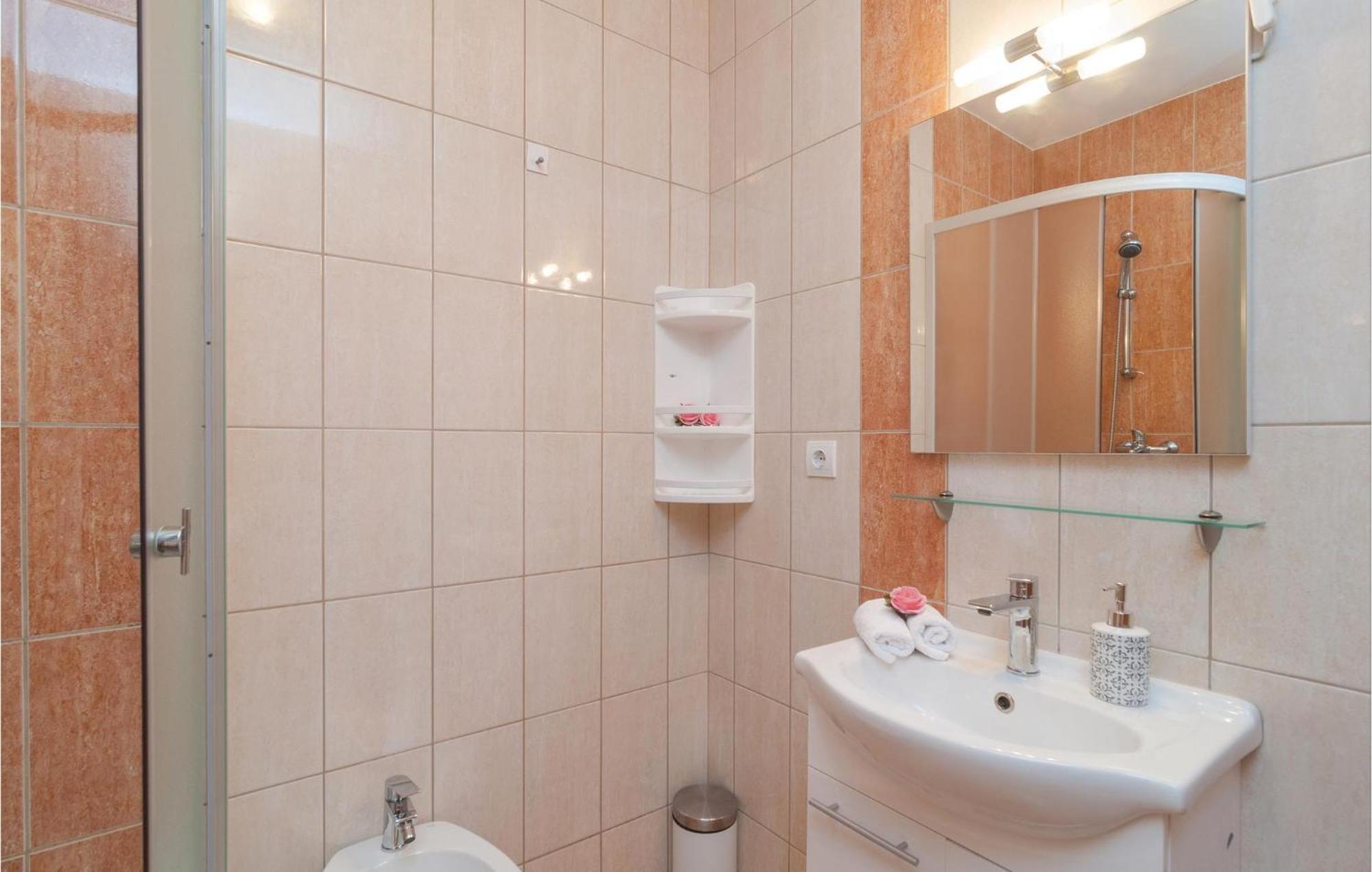 Cozy Apartment In Supetar With Kitchen Dış mekan fotoğraf